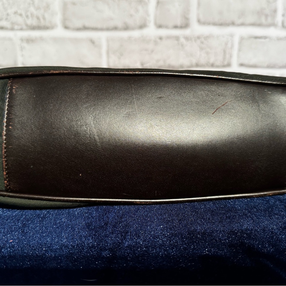 GUCCI Bamboo Shoulder Bag Nylon 2way Khaki Green with brown leather trim - Picture 10 of 15